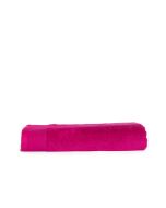 The One Badhanddoek 450 gram 70x140 cm Magenta